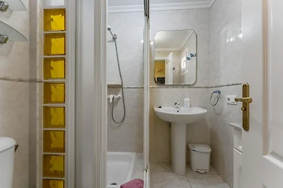 Apartment mit Blick auf den beheizten Pool