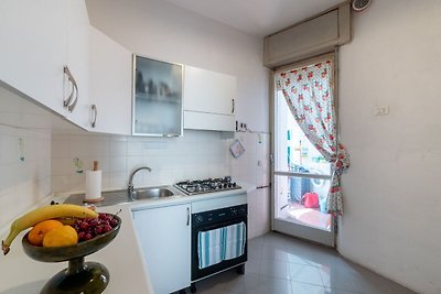 Einfaches Ferienhaus in Fano mit Terrasse