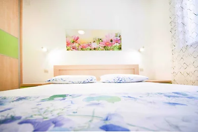Apartments Gracin - Superior One Bedroom Apar...