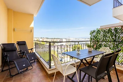 Wohnung in Lagos mit Pool und Balkon