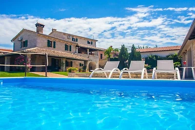 Villa a Sveti Lovreč con piscina