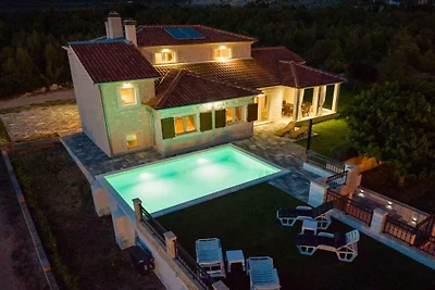 Whitestone Villa Dubrava
