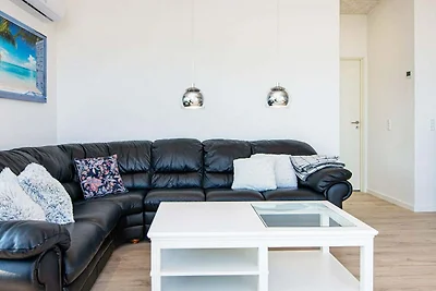 10 Personen Ferienhaus in Sjølund-By Traum