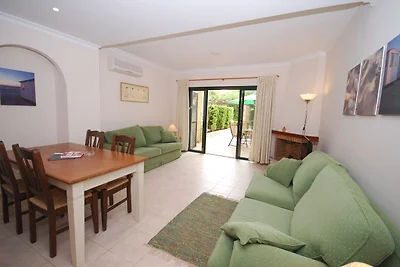 Luxuriöses Ferienhaus in Quarteira, Algarve