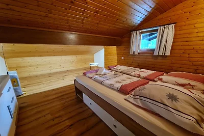 Appartamento moderno con vista sulle montagne