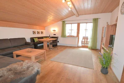 Appartamento per vacanze a Krün con piscina