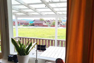 3 Persone case ad LEKSAND