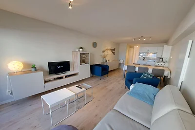 Zonnig appartement aan de kust voor 6...
