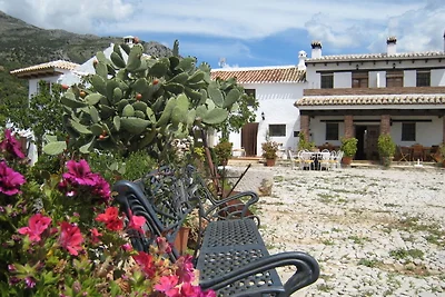 Ferienhaus in Periana mit Schwimmbad