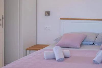 Sunset Bay Villa - Four Bedroom Holiday Home ...