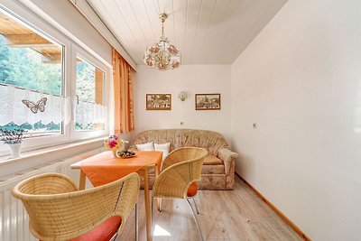 Appartement in Heubach in het bos