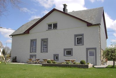 Ferienhaus mit Blick auf die Wiese