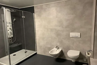 Dom Wędrówki Świat