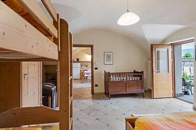 Schönes Apartment in Brez mit Garten