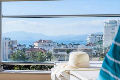 4-Zimmer-Apartment mit Meerblick, Terrasse un...