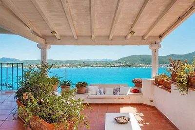Wohnung in Porto Rotondo mit Terrasse