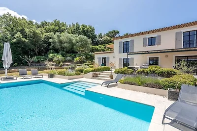 Vakantiehuis in Grimaud met zwembad