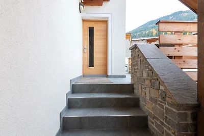 Einladende Ferienwohnung in Ladis mit Balkon
