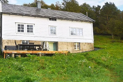 8 persoons vakantie huis in Masfjordnes-By...