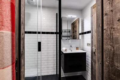 Komplett renovierte Wohnung, direkter Zugang ...