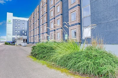 Brentwood Aberdeen City Centre | Camera...