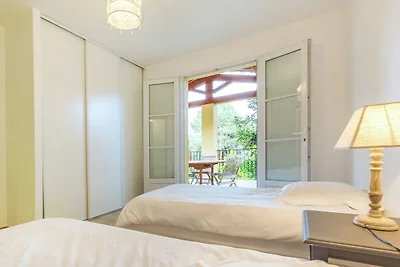 Angenehme Wohnung in Montauroux mit Terrasse