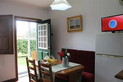 Grazioso cottage a Santa Comba con piscina