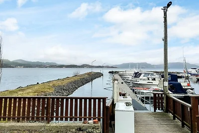 5 Personen Ferienhaus in averøy
