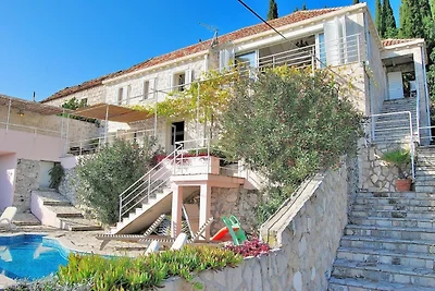 Villa Tony - Five Bedroom Villa with Terrace,...