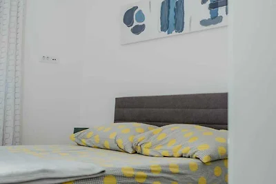 Modern Seget Vranjica Apartment with Terrace ...