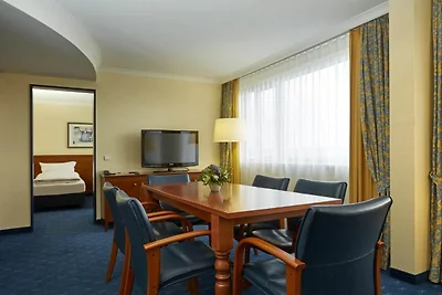 H4 Hotel Kassel by Sunday Suites