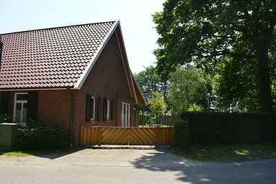 Vakantiehuis in Lindern met tuin