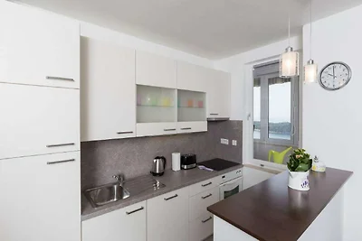 Apartment Precious View