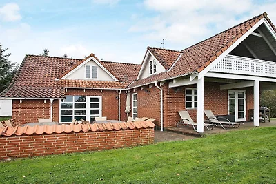 10 Personen Ferienhaus in Fur-By Traum