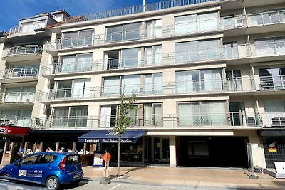Apartment in Nieuwpoort mit Meerblick