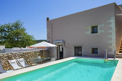 Gemütliches Ferienhaus mit Pool und Whirlpool...