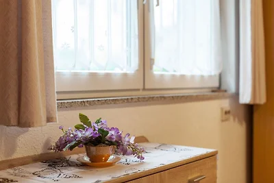 Appartement met privé terras in Lichtenhain