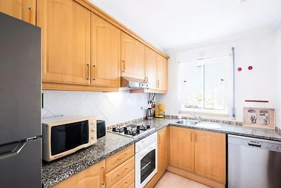 Appartamento ad Albufeira con vista sul mare