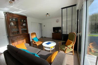 Komfortables Ferienhaus nahe Küste im...