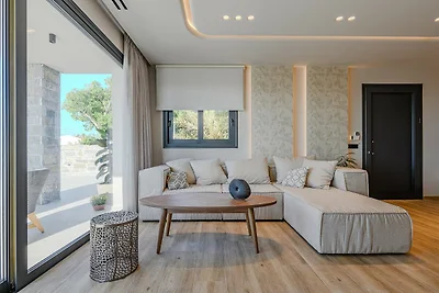Spaziosa villa con piscina a Heraklion