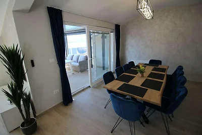 Luxus-Penthouse mit 3 Schlafzimmern am Meer