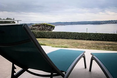 Ty Ewano · Schönes Haus mit Meerblick in...