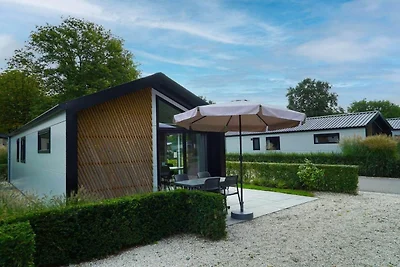 Zeitgenössisches Chalet in Kaatsheuvel