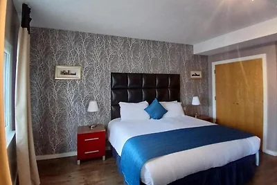 Royal Hotel Cardiff by Belvilla –...