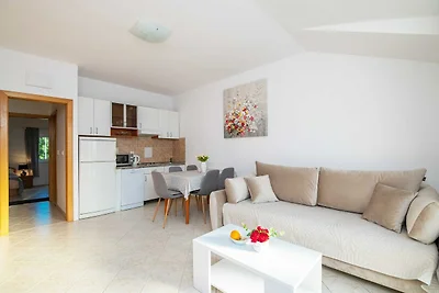 Apartments Azzurro- One Bedroom Apartment wit...
