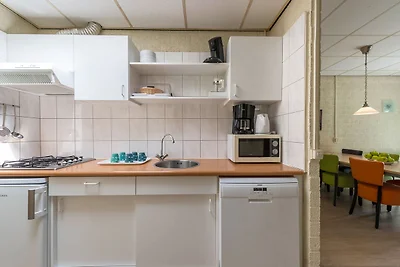 Gepflegter Bungalow mit Kamin, 4 km bis...