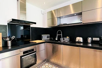 Herrliche 3 Schlafzimmer / natürliche Farbe