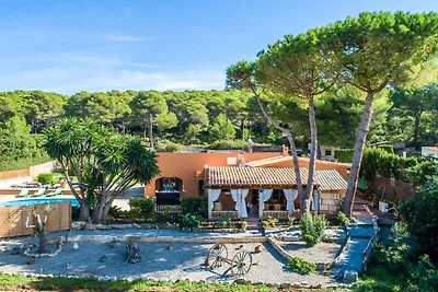 Landhaus in Cala Mesquida