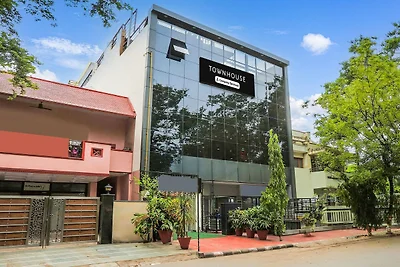 Premium-Aufenthalte im Vikas Puri West Delhi