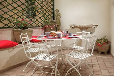 Geräumiges Apartment mit Terrasse in Rom